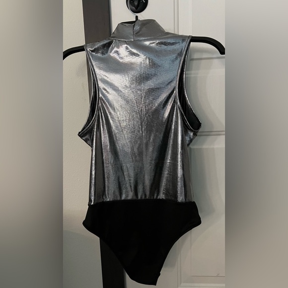 Sequin High Neck Sleeveless Bodysuit NWT - Picture 8 of 8